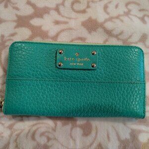 Brand New Green Kate Spade Wallet Lacey Grove Court Wallet